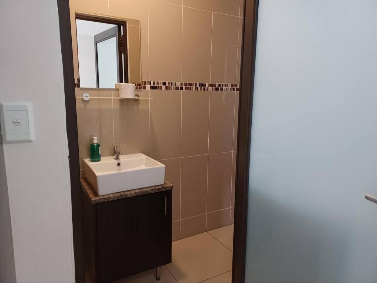 Carlo'S Boutique Guesthouse Γουάλβις Μπέι Δωμάτιο φωτογραφία