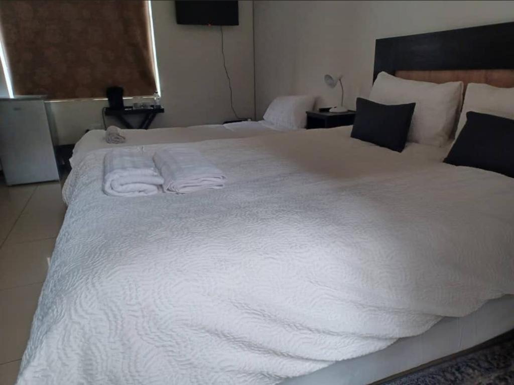 Carlo'S Boutique Guesthouse Γουάλβις Μπέι Δωμάτιο φωτογραφία